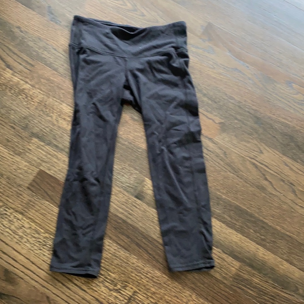Athleta Black Cropped Crop Leggings XS GUC